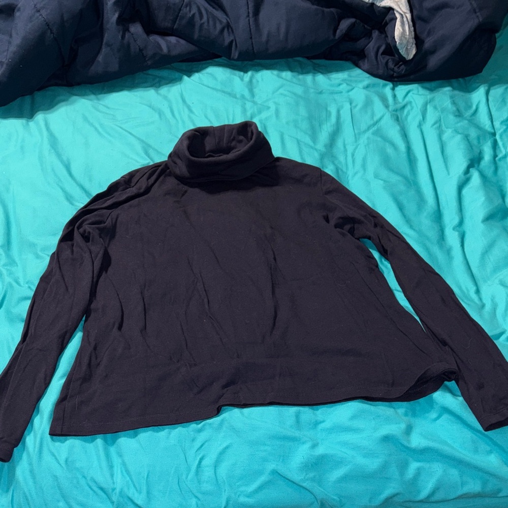 Croft & Barrow Navy Turtleneck Long Sleeve Top